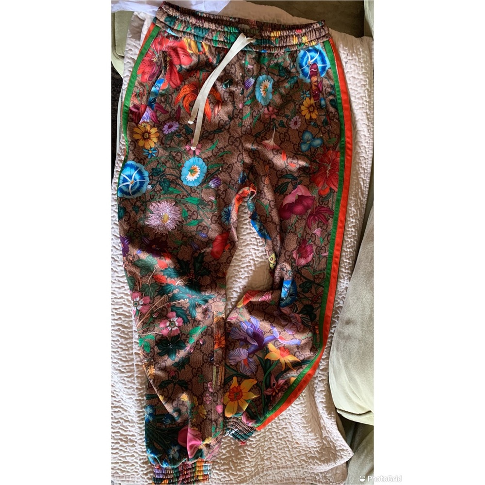 Beautiful GUCCI Floral Joggers